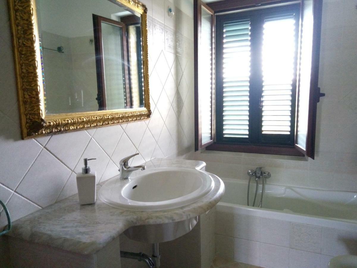Olbia Flat Exterior foto
